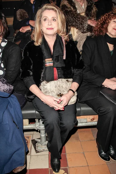 Look 1